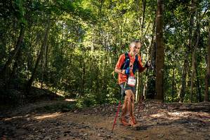 BIB: 3250
                            <button type="button" onclick="openModal(18972377)" class="btn btn-primary btn-sm float-right btn-popup" data-toggle="modal" data-target=".modal-high-quality">
                        <i class="fas fa-shopping-cart"></i> Add to Cart
                    </button>
                                            <button type="button" onclick="isThisMe(18972377, true)" class="btn btn-success btn-sm float-right btn-popup btn-isme hidden" data-toggle="tooltip" data-placement="bottom" title="นี่คือรูปของคุณใช่ไหม คลิกที่นี่เพื่อเอาเข้าอัลบั้ม">
                        <i class="fas fa-plus"></i> Add to album
                    </button>
                    <button type="button" onclick="isThisMe(18972377, false)" class="btn btn-warning btn-sm float-right btn-popup btn-isnotme hidden">
                        <i class="fas fa-ban"></i> Remove from album
                    </button>